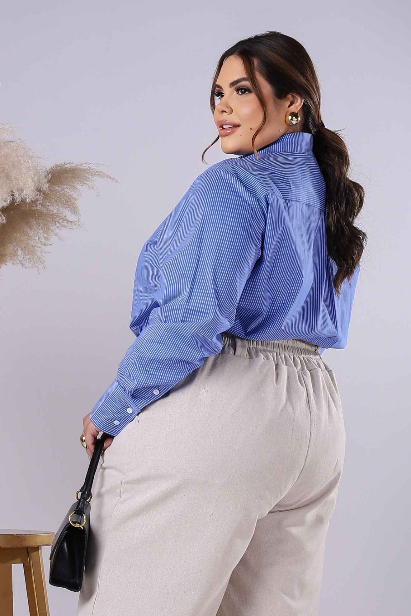 Calça Pantalona de Linho com Pregas