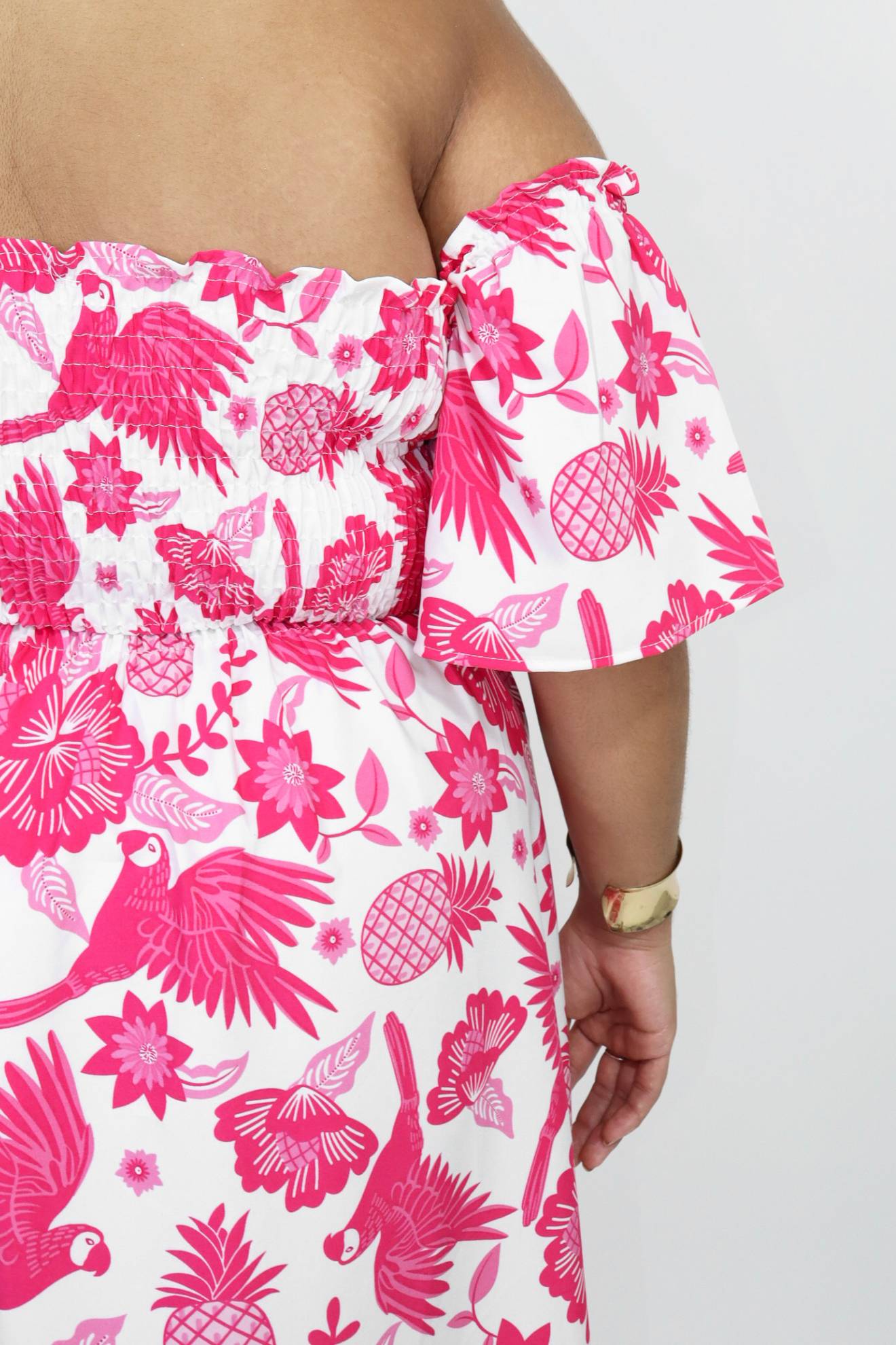 Vestido Midi Ombro a Ombro com Mangas Diana