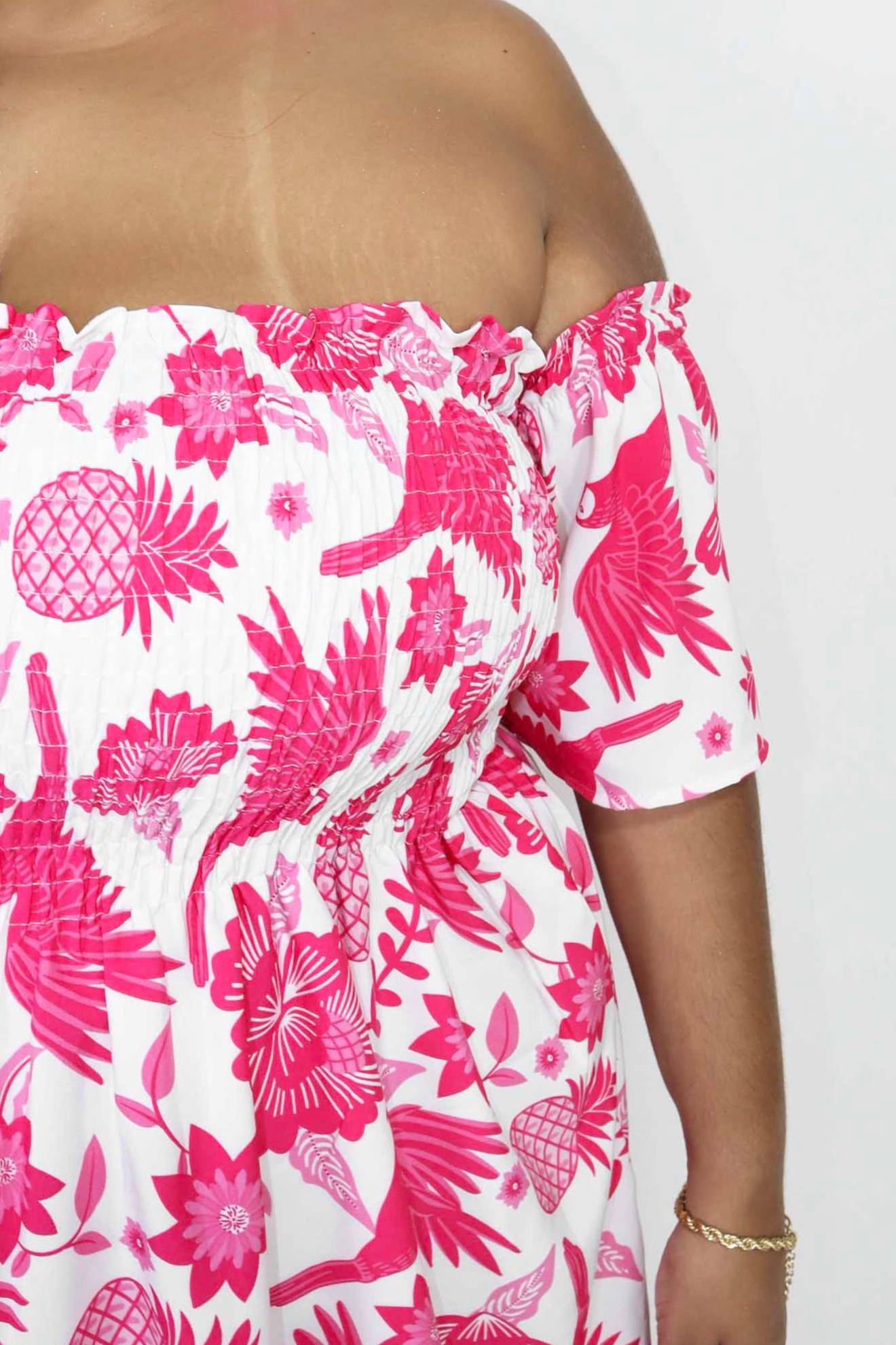 Vestido Midi Ombro a Ombro com Mangas Diana